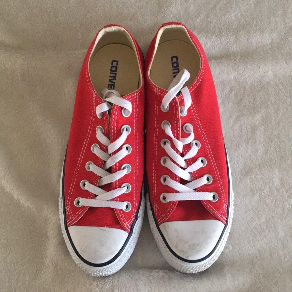 Red converse